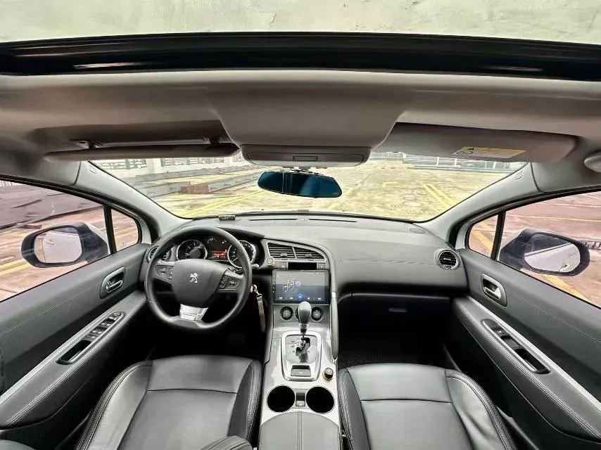 2018 Peugeot 3008 2.0L 147HP L4 6AT,autocango,china used car exporter,china ev exporter,chinese used car exporter,chinese used ev exporter