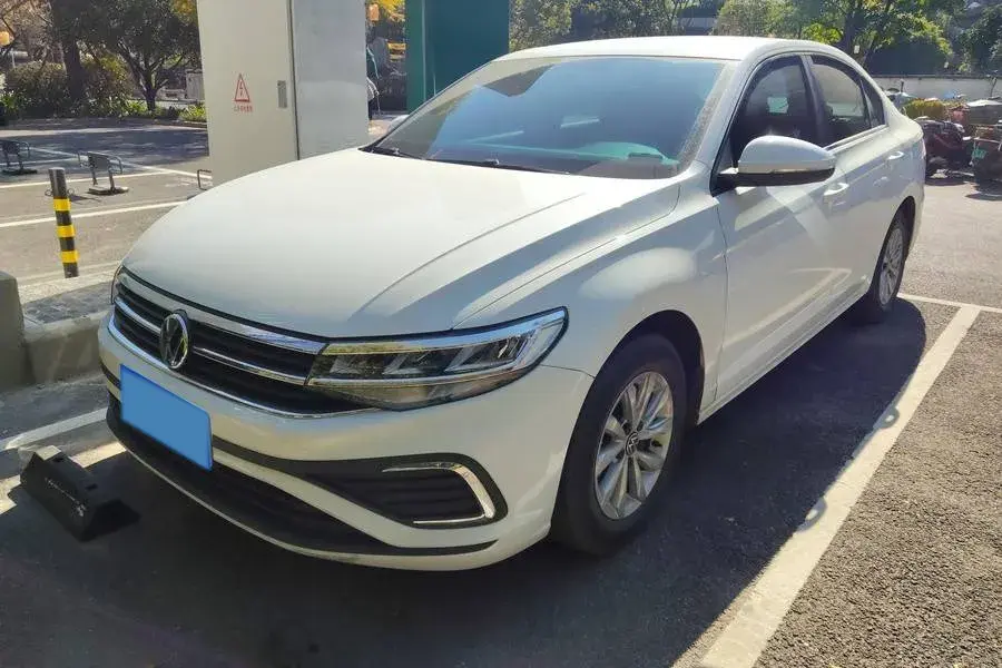 2023 Volkswagen Bora 1.2T 116HP L4 7DCT