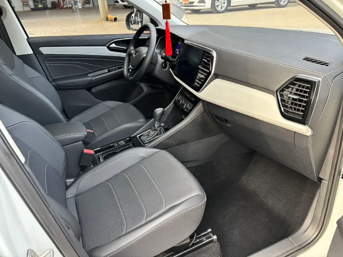 2023 Jetta VS5 1.4T 150HP L4 6AT,autocango,china used car exporter,china ev exporter,chinese used car exporter,chinese used ev exporter
