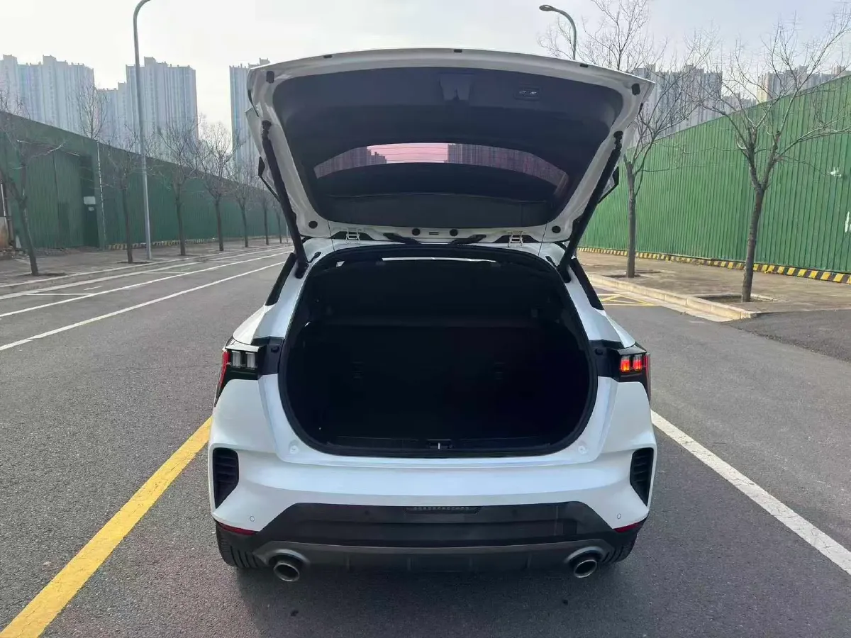 2020 LYNK&CO 06 1.5T 177HP L3 7DCT,autocango,china used car exporter,china ev exporter,chinese used car exporter,chinese used ev exporter