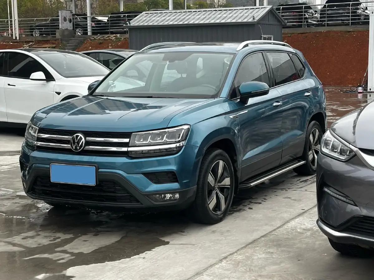 2021 Volkswagen Tharu 1.4T 150HP L4 7DCT