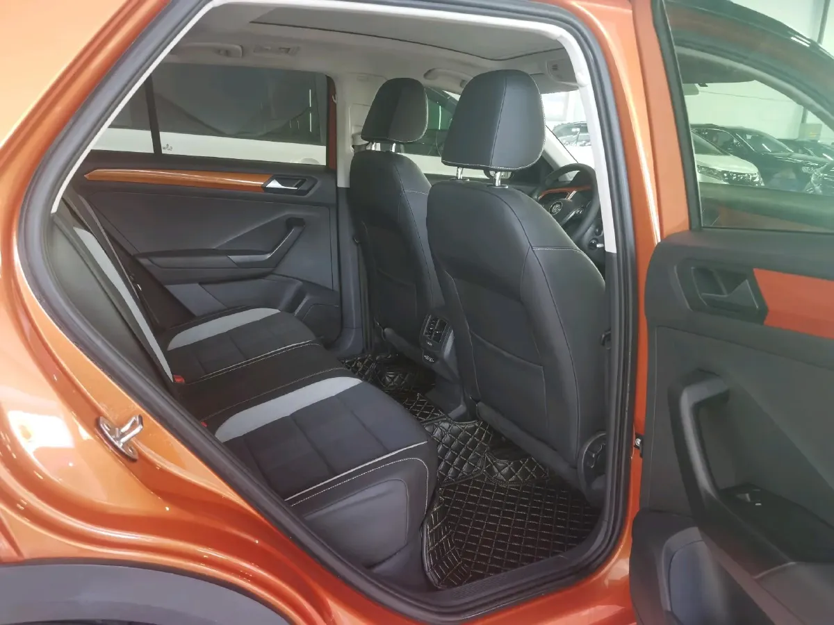 2018 Borgward BX5 1.8T 190HP L4 6AT,autocango,china used car exporter,china ev exporter,chinese used car exporter,chinese used ev exporter