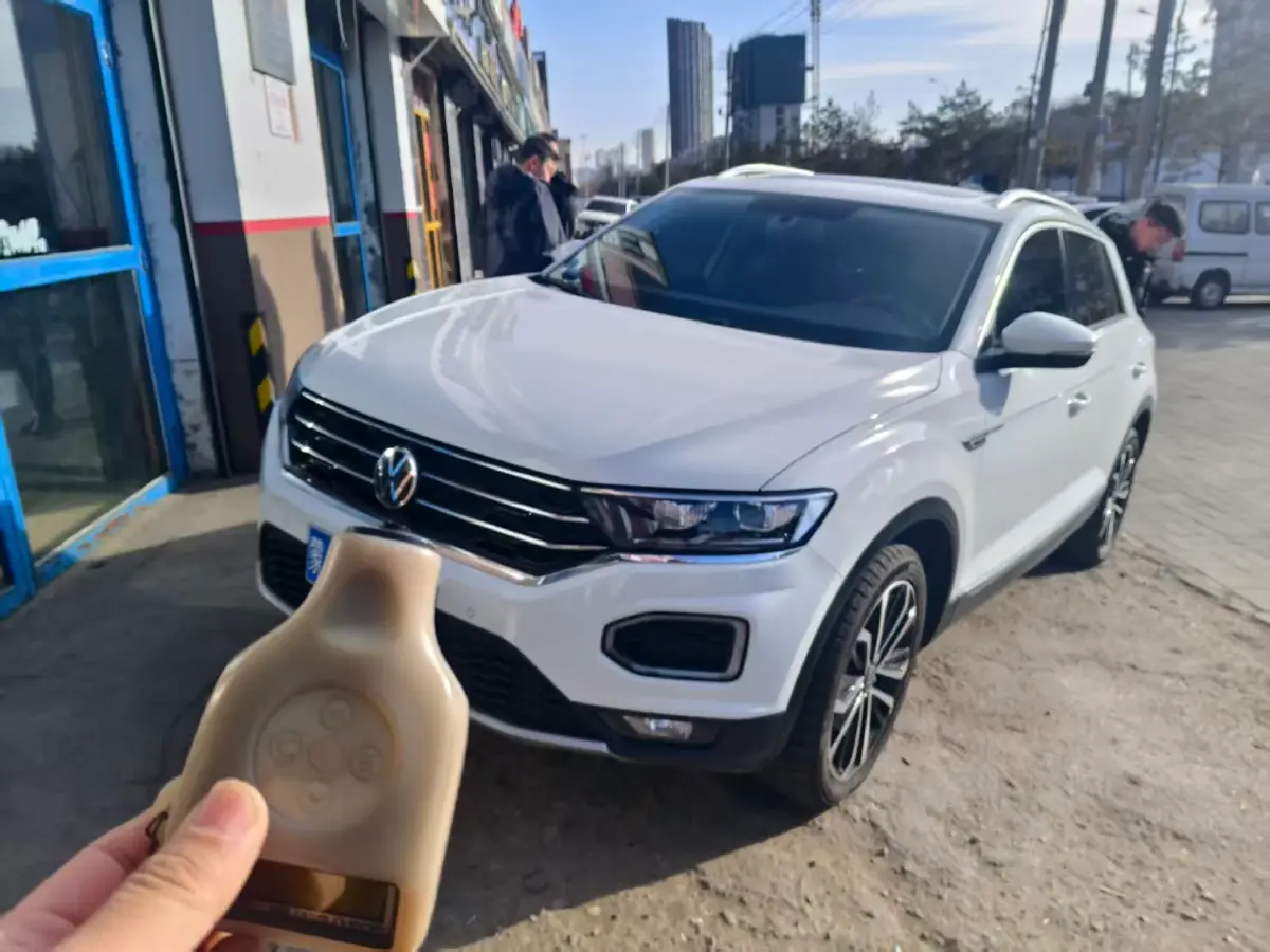 2022 Volkswagen T-Roc 1.4T 150HP L4 7DCT