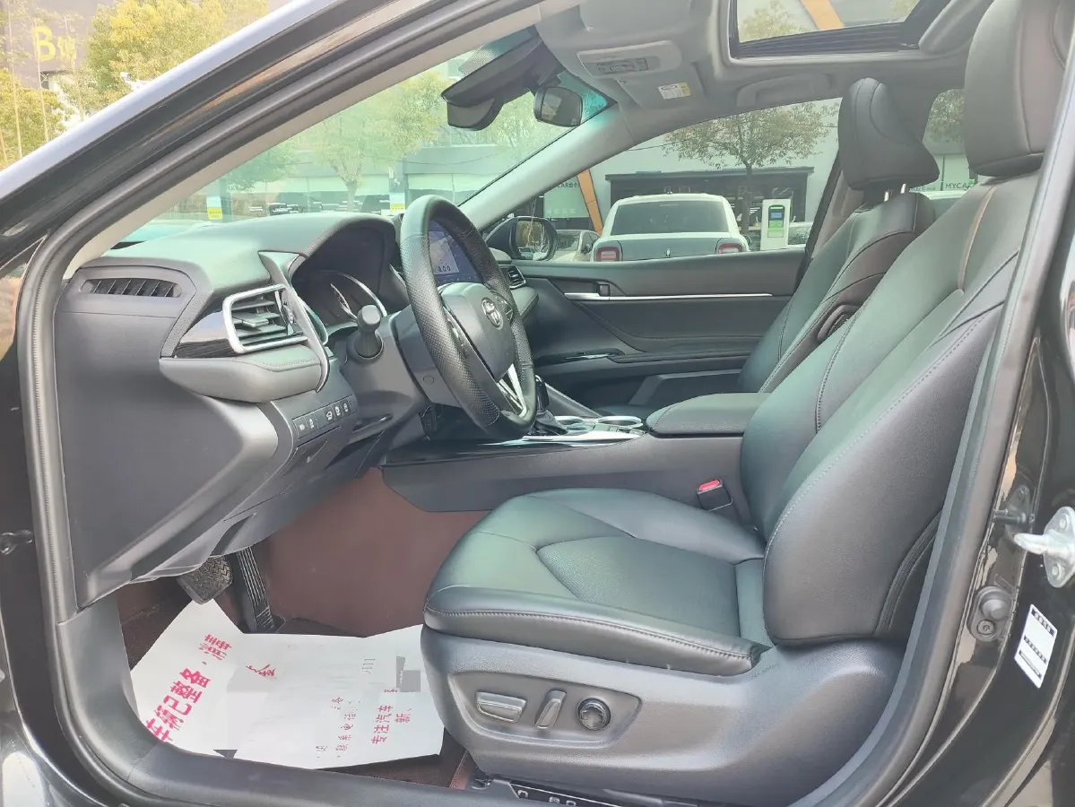 2023 Toyota Camry 2.0L 177HP L4 CVT,autocango,china used car exporter,china ev exporter,chinese used car exporter,chinese used ev exporter