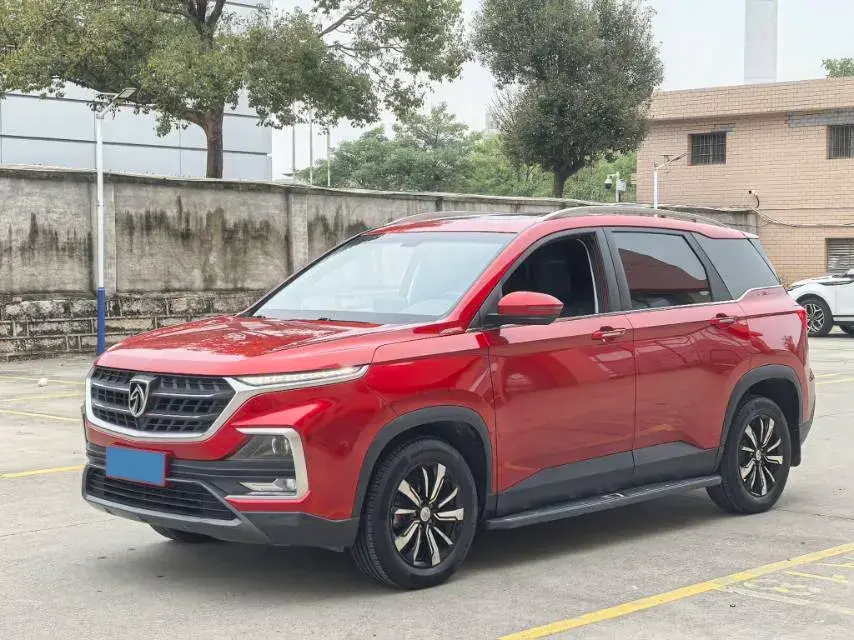 2018 BaoJun 530 1.5T 150HP L4 6MT