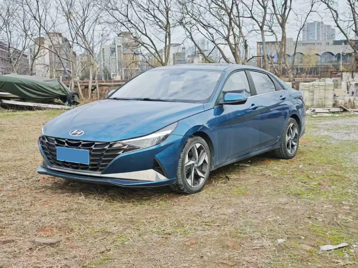 2021 Hyundai Elantra 1.5L 115HP L4 CVT