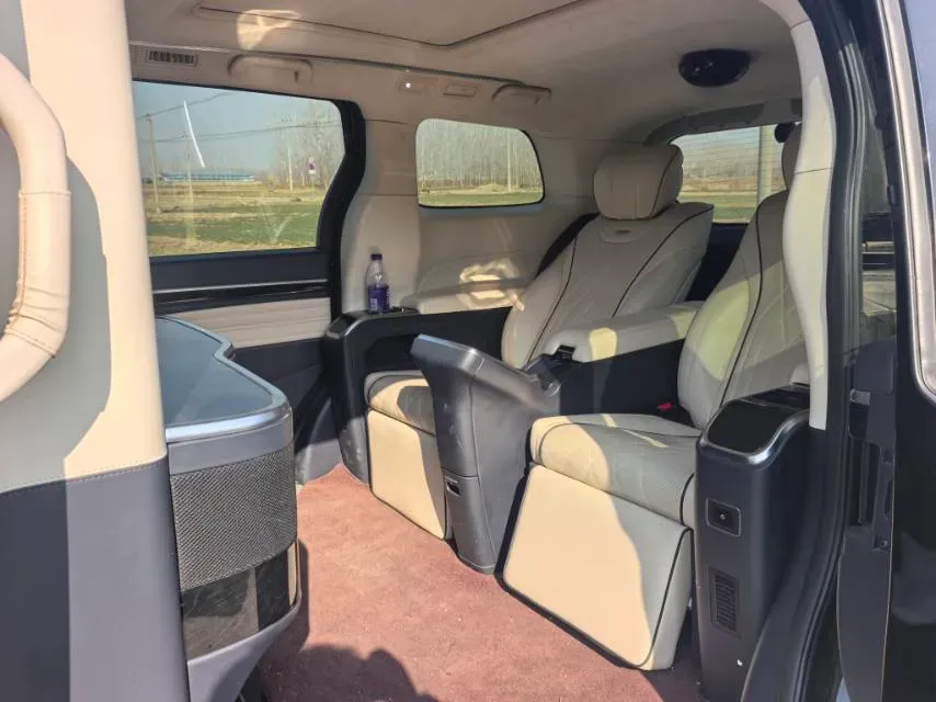 2023 GAC Trumpchi M8 2.0T 252HP L4 8AT,autocango,china used car exporter,china ev exporter,chinese used car exporter,chinese used ev exporter