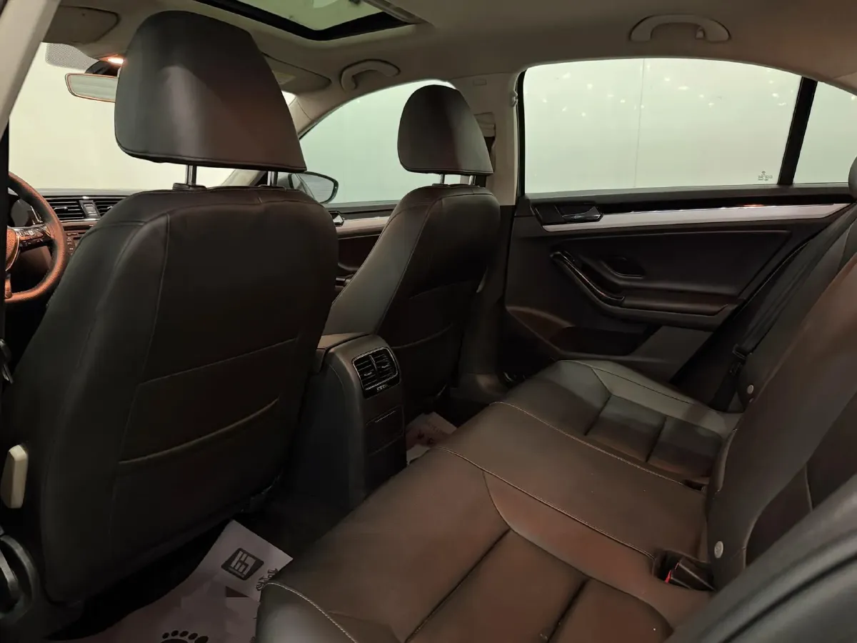 2018 KingLong KaiTe 2.3T 110HP L4 5MT,autocango,china used car exporter,china ev exporter,chinese used car exporter,chinese used ev exporter