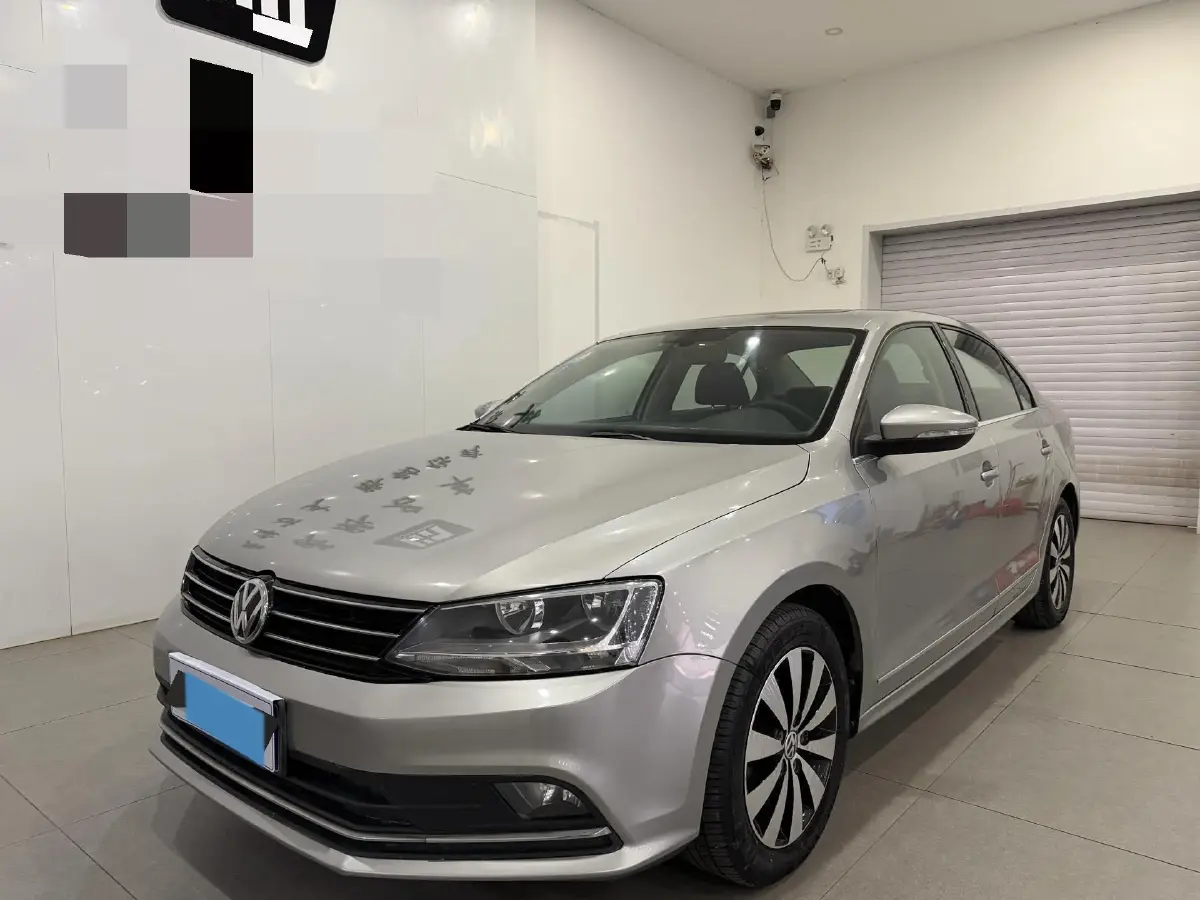 2018 KingLong KaiTe 2.3T 110HP L4 5MT