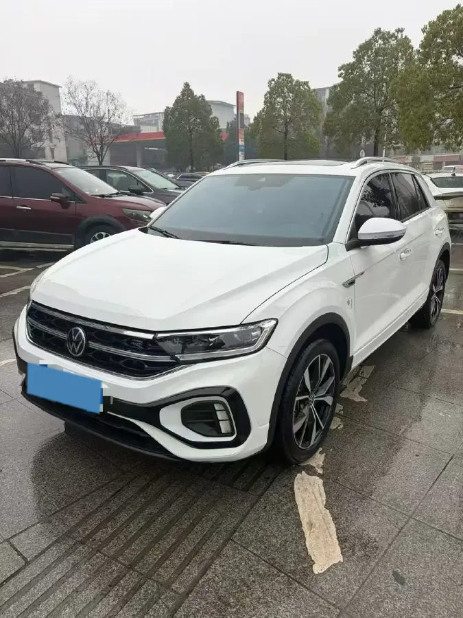 2024 Volkswagen T-Roc 1.5T 160HP L4 7DCT