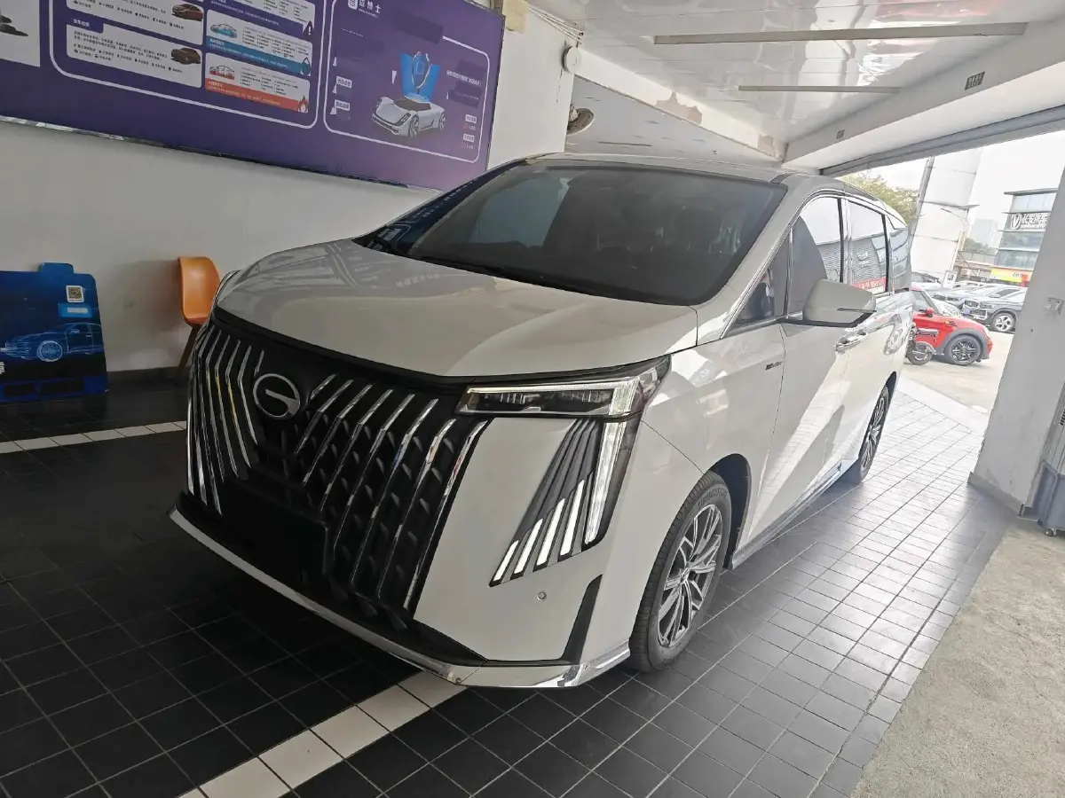 2024 GAC Trumpchi M8 2.0T 252HP L4 8AT