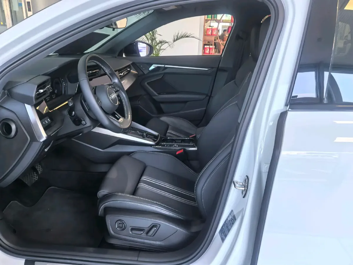 2020 Lexus NX 2.5L 155HP L4 E-CVT Hybrid,autocango,china used car exporter,china ev exporter,chinese used car exporter,chinese used ev exporter