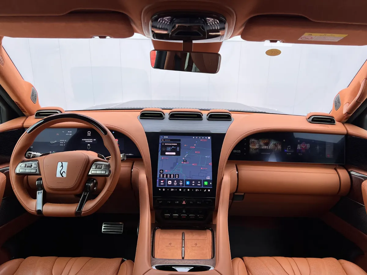 2023 YangWang U8 2.0T 272HP L4 REEV 49.05KWH,autocango,china used car exporter,china ev exporter,chinese used car exporter,chinese used ev exporter