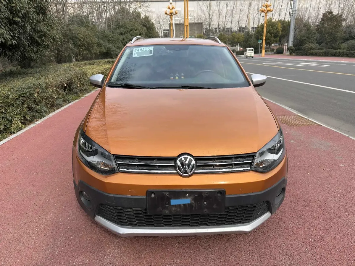 2018 Landwind XiaoYao 1.5T 163HP L4 CVT,autocango,china used car exporter,china ev exporter,chinese used car exporter,chinese used ev exporter