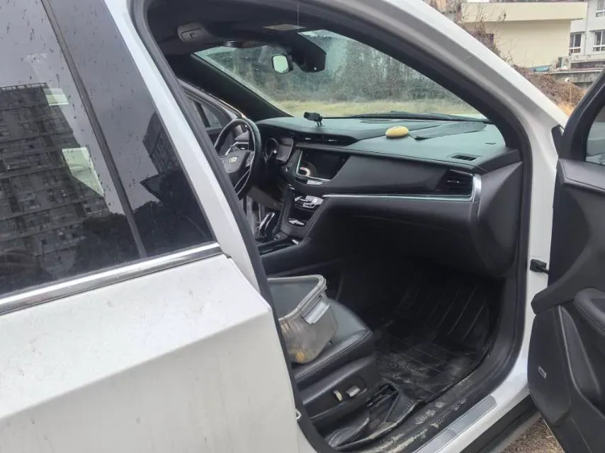 2021 Cadillac XT6 2.0T 237HP L4 9AT,autocango,china used car exporter,china ev exporter,chinese used car exporter,chinese used ev exporter