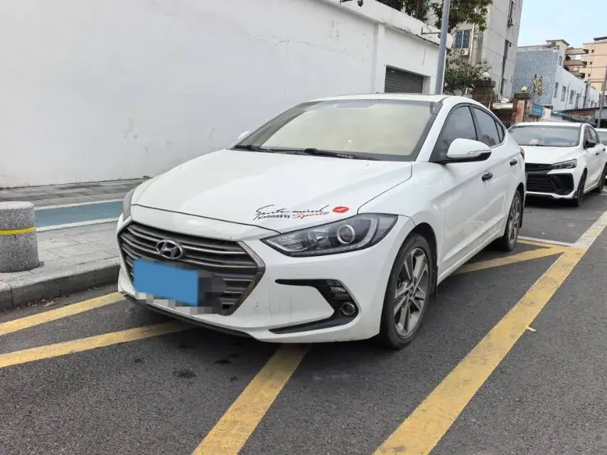 2016 Hyundai Elantra 1.6L 130HP L4 6AT