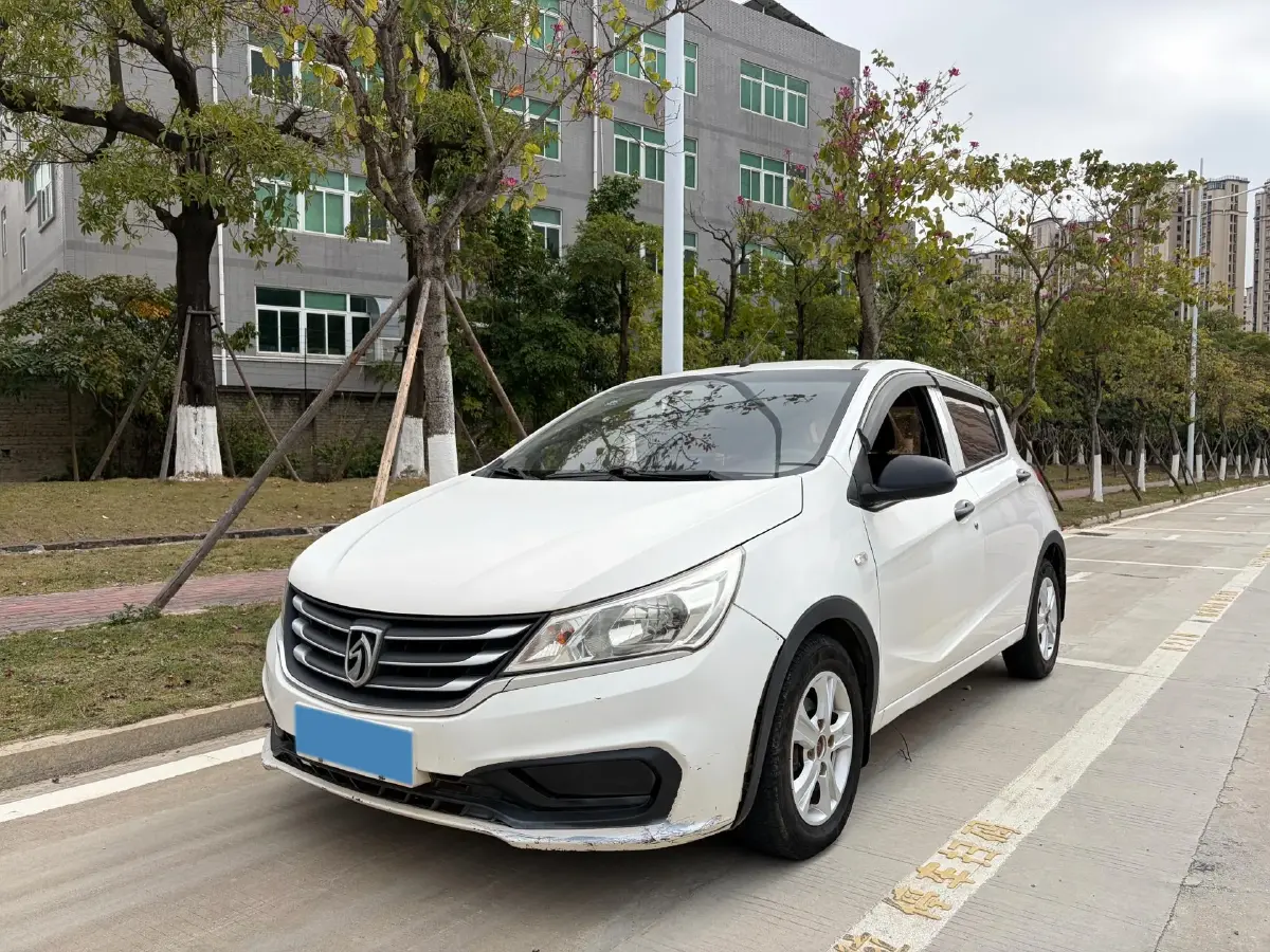 2016 BaoJun 310 1.2L 82HP L4 5MT