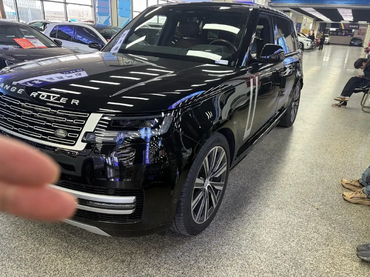 2022 Land Rover Range Rover 3.0T 400HP L6 8AT