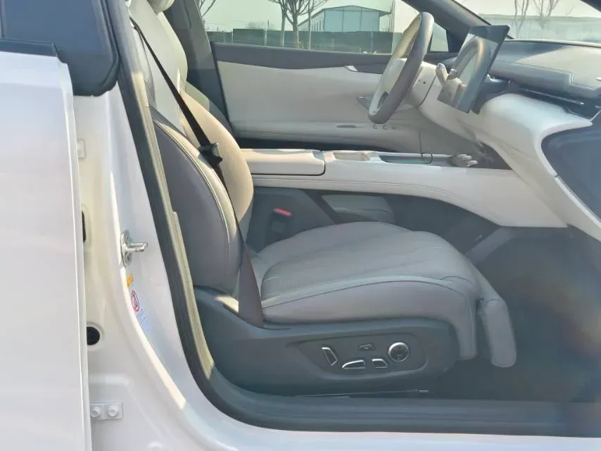 2024 Deepal L07 BEV 56.12KWH,autocango,china used car exporter,china ev exporter,chinese used car exporter,chinese used ev exporter