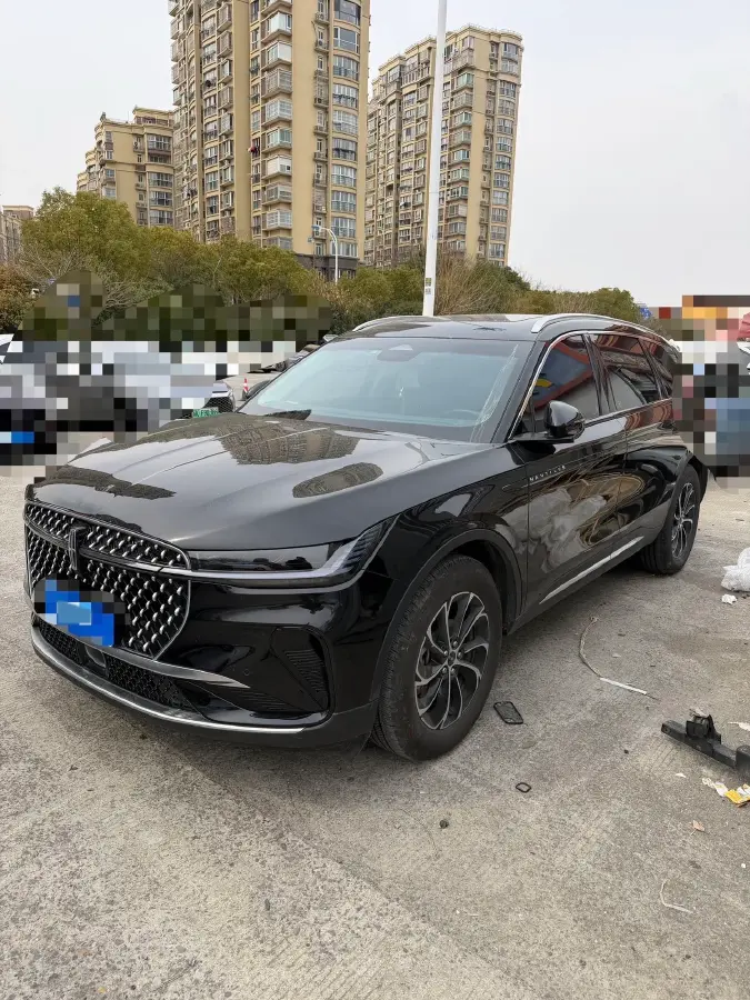 2023 Lincoln Nautilus 2.0T 261HP L4 8AT