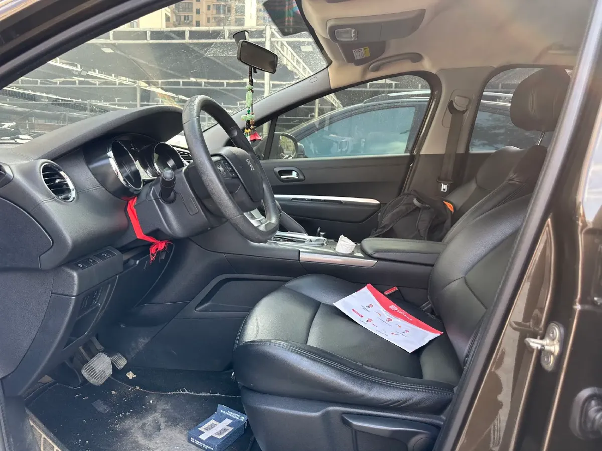 2018 Peugeot 3008 1.6T 167HP L4 6AT,autocango,china used car exporter,china ev exporter,chinese used car exporter,chinese used ev exporter