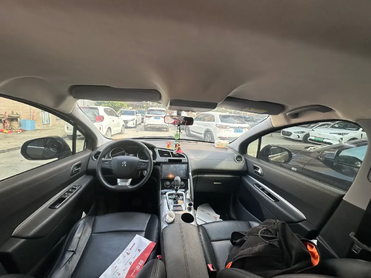 2018 Peugeot 3008 1.6T 167HP L4 6AT,autocango,china used car exporter,china ev exporter,chinese used car exporter,chinese used ev exporter