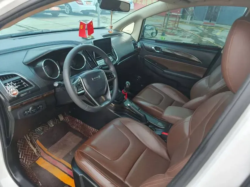 2017 LiFan XuanLang 1.8L 133HP L4 5MT,autocango,china used car exporter,china ev exporter,chinese used car exporter,chinese used ev exporter