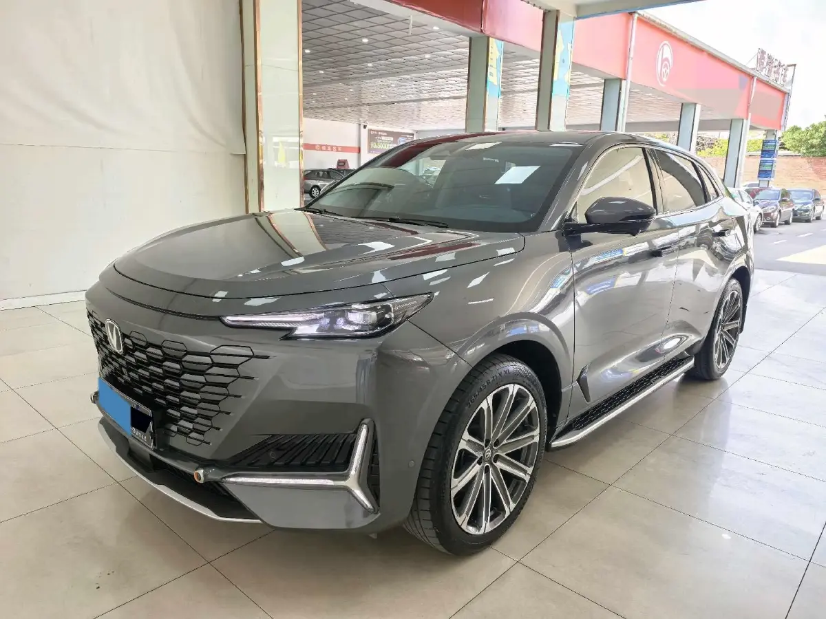 2023 ChangAn UNI-K 2.0T 233HP L4 8AT