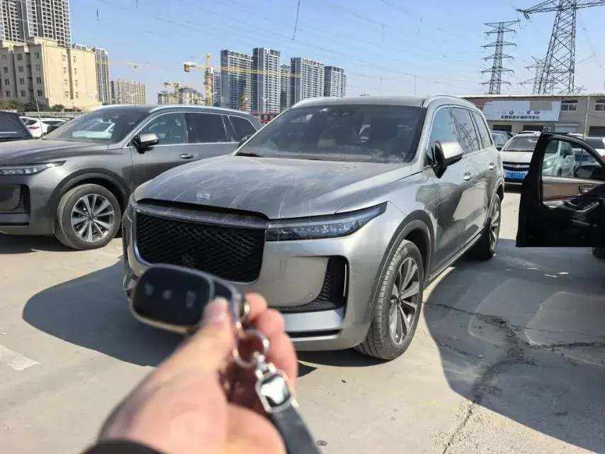 2020 Li ONE Range Extended 131HP REEV 40.5KWH