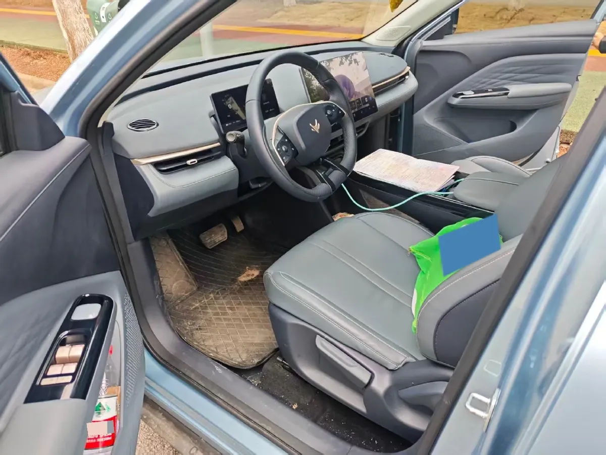 2025 WuLing HongGuang New Energy REEV 99HP REEV,autocango,china used car exporter,china ev exporter,chinese used car exporter,chinese used ev exporter