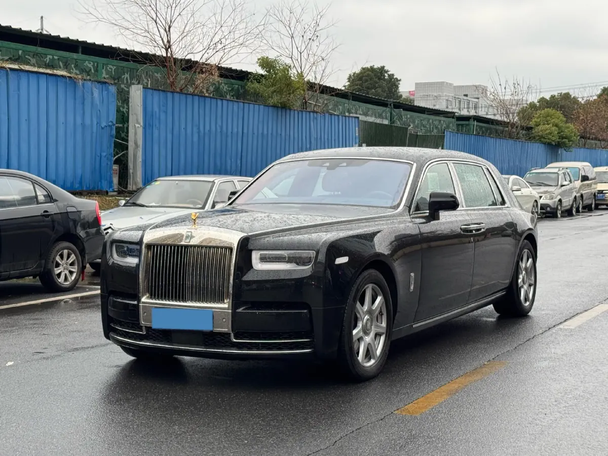 2018 Rolls-Royce Phantom 6.7T 571HP V12 8AT,autocango,china used car exporter,china ev exporter,chinese used car exporter,chinese used ev exporter