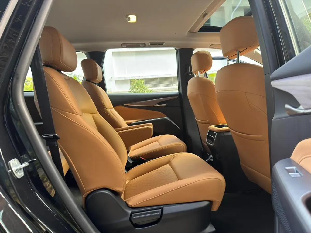2025 MAXUS G50 PHEV 1.5L 98HP L4 1DHT PHEV 18.65KWH,autocango,china used car exporter,china ev exporter,chinese used car exporter,chinese used ev exporter