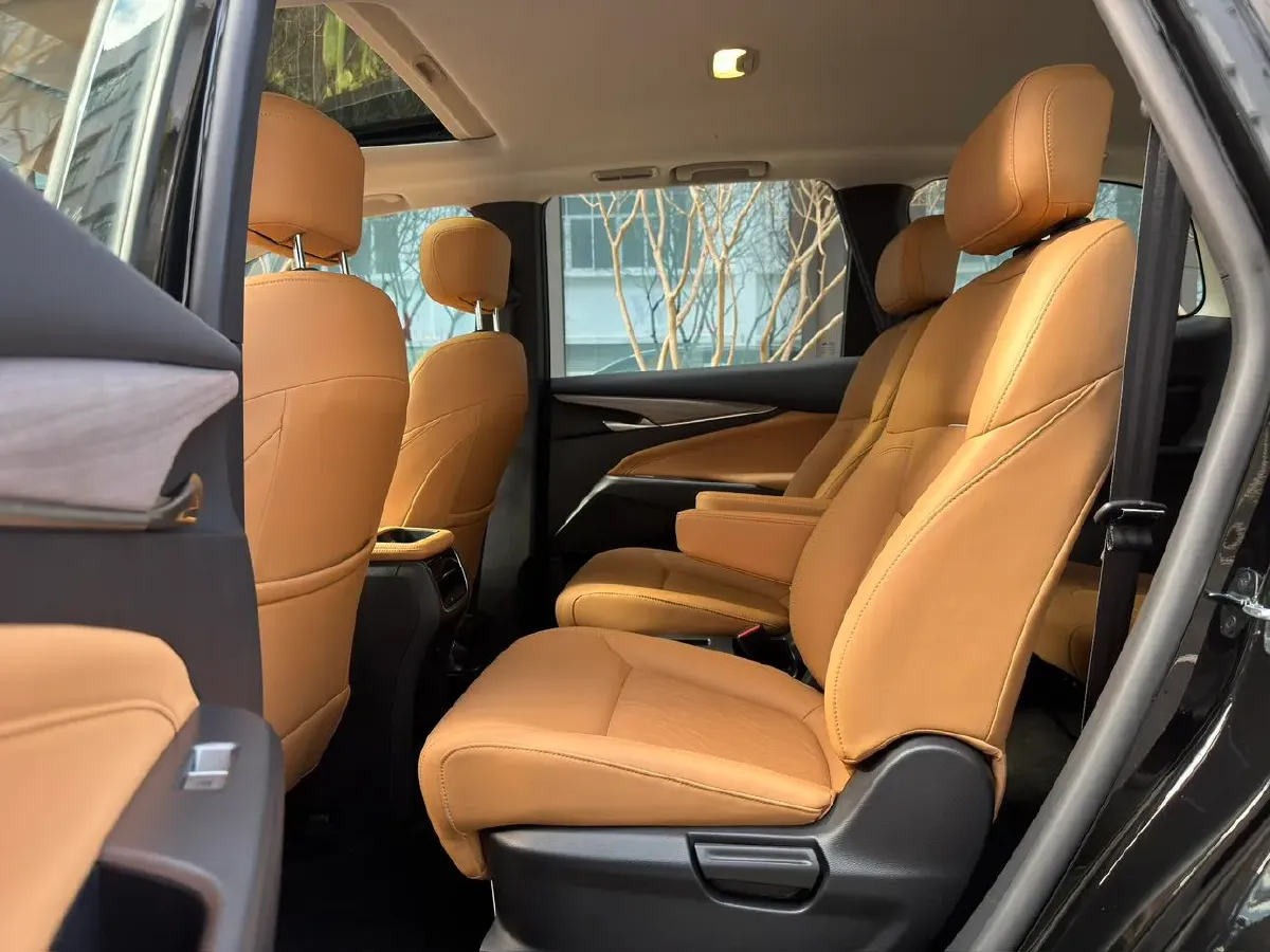 2025 MAXUS G50 PHEV 1.5L 98HP L4 1DHT PHEV 18.65KWH,autocango,china used car exporter,china ev exporter,chinese used car exporter,chinese used ev exporter