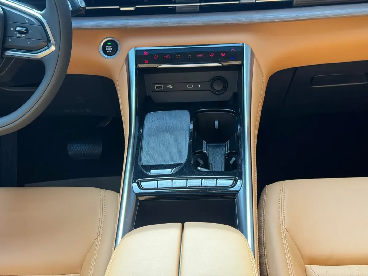 2025 MAXUS G50 PHEV 1.5L 98HP L4 1DHT PHEV 18.65KWH,autocango,china used car exporter,china ev exporter,chinese used car exporter,chinese used ev exporter