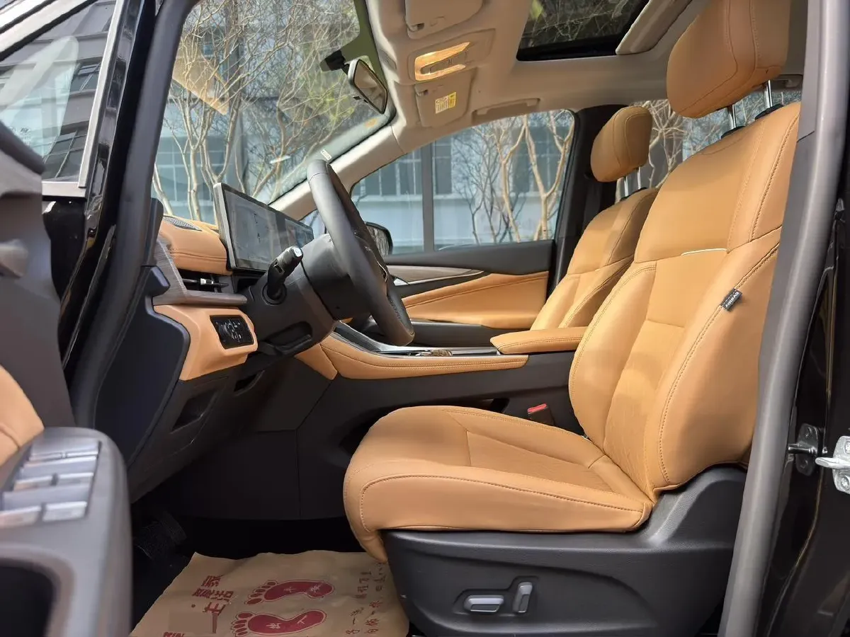 2025 MAXUS G50 PHEV 1.5L 98HP L4 1DHT PHEV 18.65KWH,autocango,china used car exporter,china ev exporter,chinese used car exporter,chinese used ev exporter