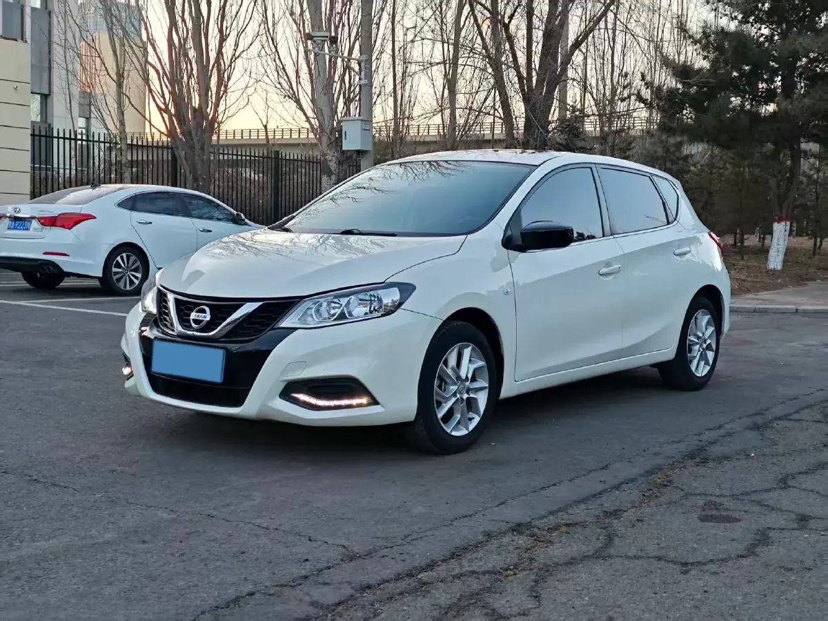 2021 Nissan Tiida 1.6L 122HP L4 CVT