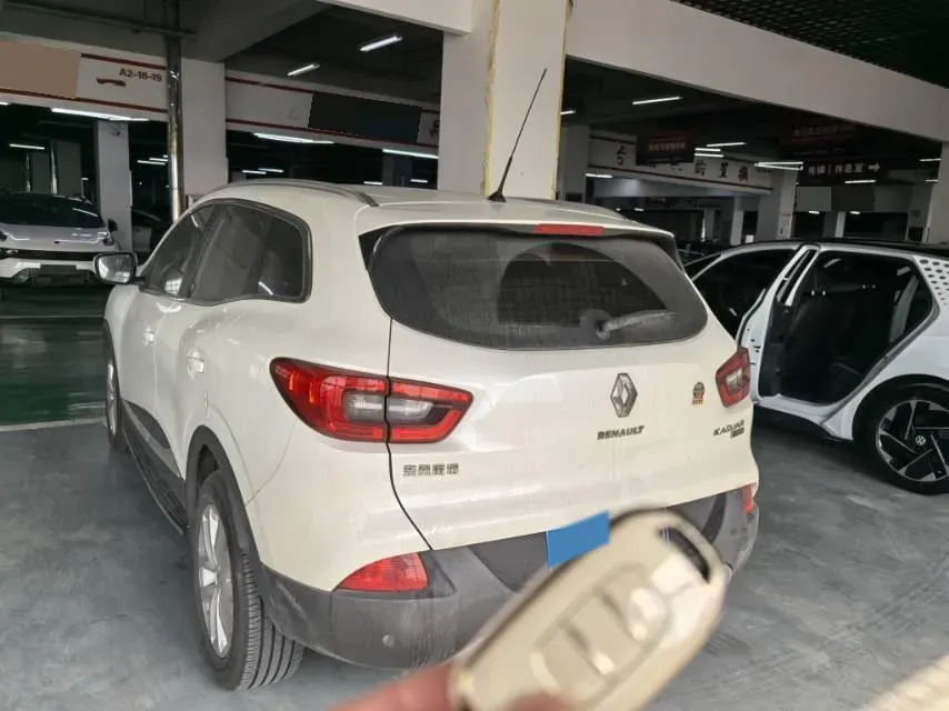 2017 Renault Kadjar 2.0L 150HP L4 CVT,autocango,china used car exporter,china ev exporter,chinese used car exporter,chinese used ev exporter
