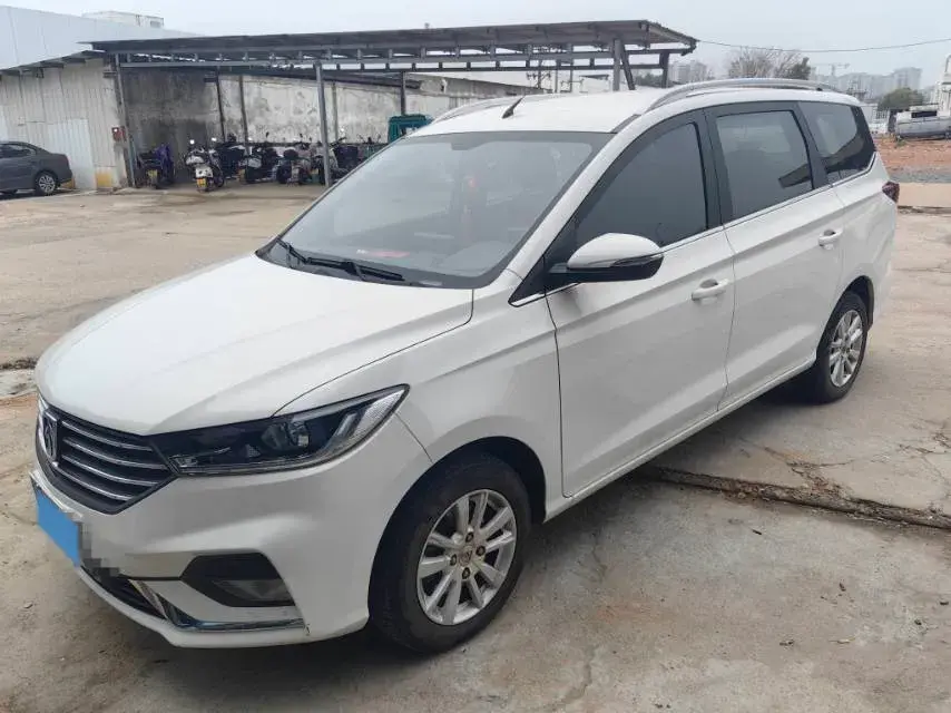 2019 BaoJun 360 1.5L 105HP L4 6MT