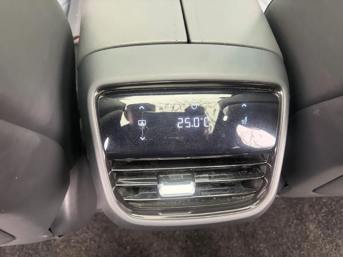 2023 Deepal S07 1.5L 95HP L4 REEV 31.73KWH,autocango,china used car exporter,china ev exporter,chinese used car exporter,chinese used ev exporter