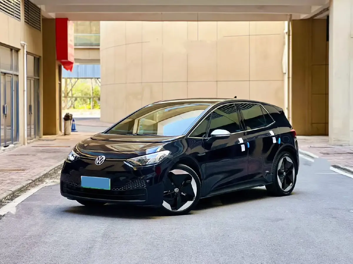 2023 Volkswagen ID.3 BEV 52.8KWH