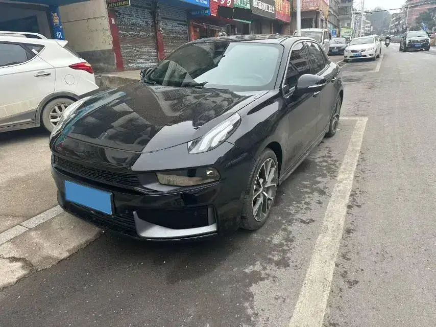 2019 LYNK&CO 03 2.0T 190HP L4 6AT