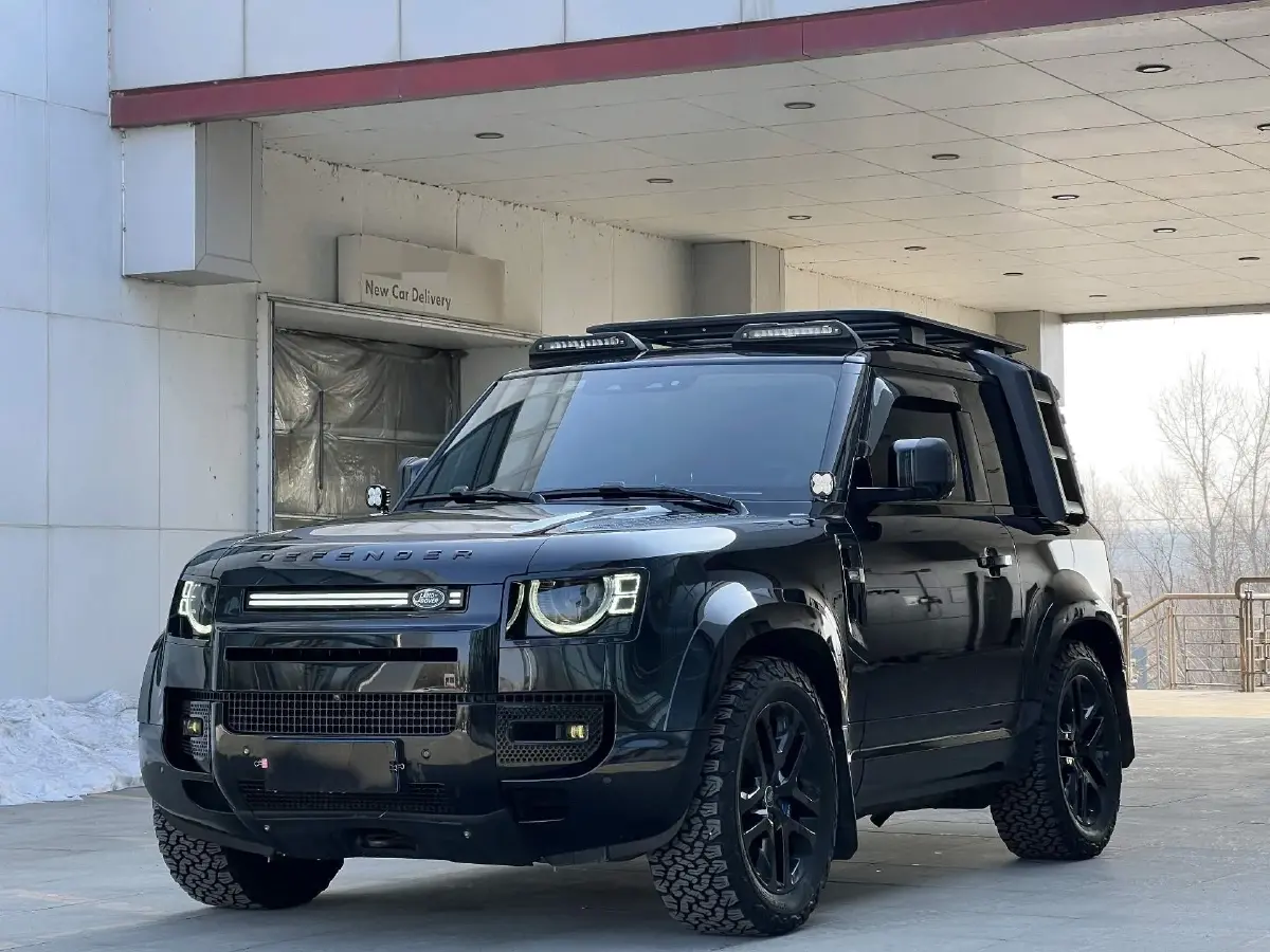 2023 Land Rover Defender 3.0T 400HP L6 8AT