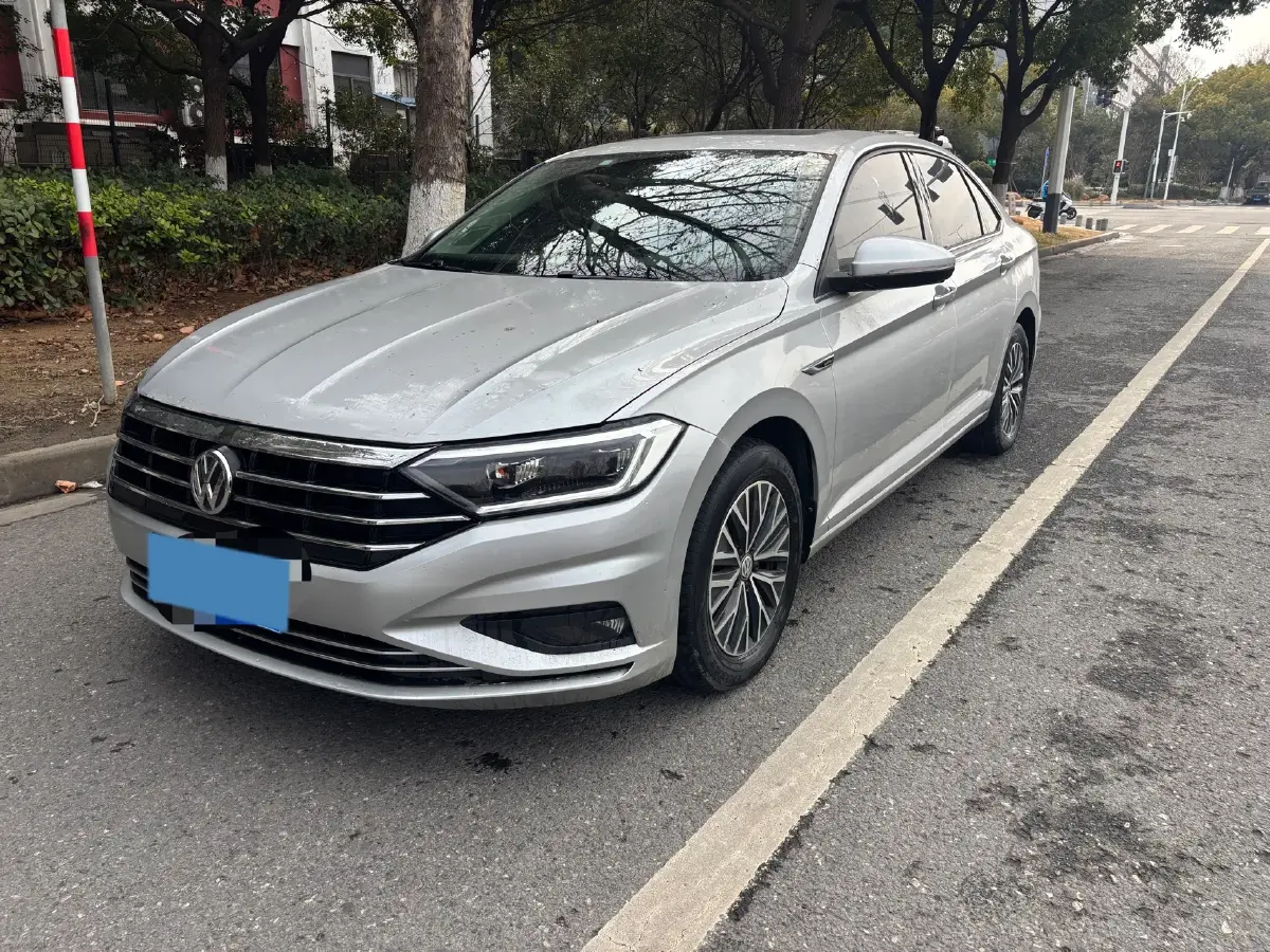 2019 Kia K5 2.0L 161HP L4 6AT