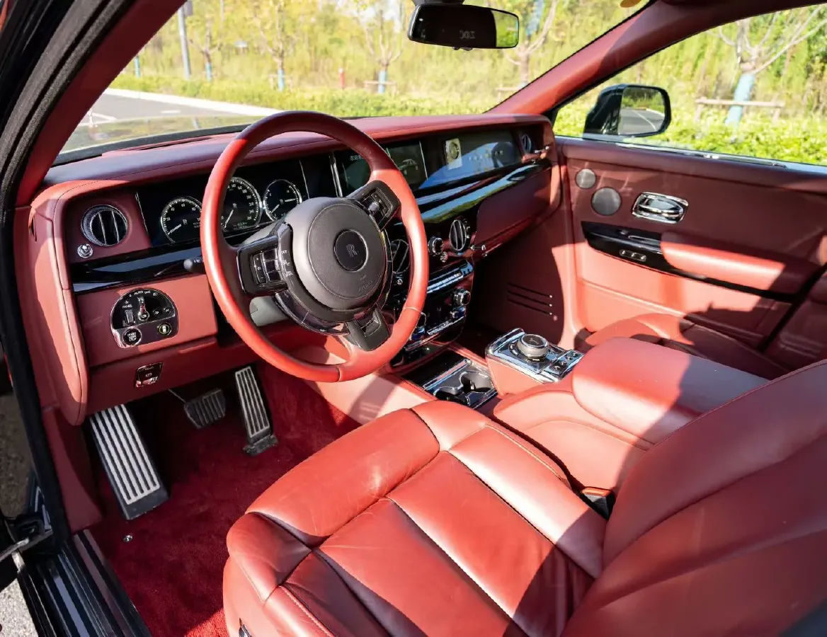 2018 Rolls-Royce Phantom 6.7T 571HP V12 8AT,autocango,china used car exporter,china ev exporter,chinese used car exporter,chinese used ev exporter