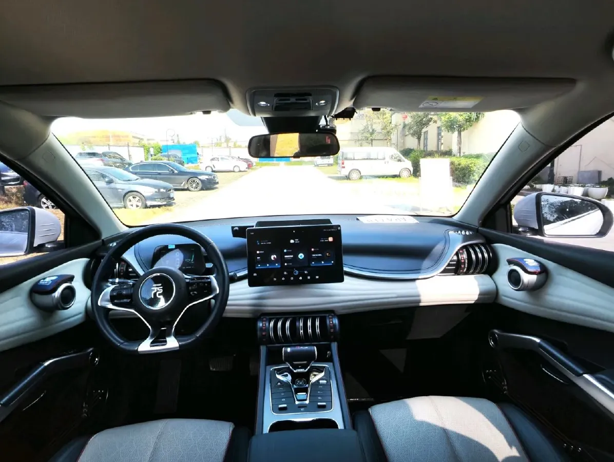 2022 Hycan Z03 BEV 64.23KWH,autocango,china used car exporter,china ev exporter,chinese used car exporter,chinese used ev exporter