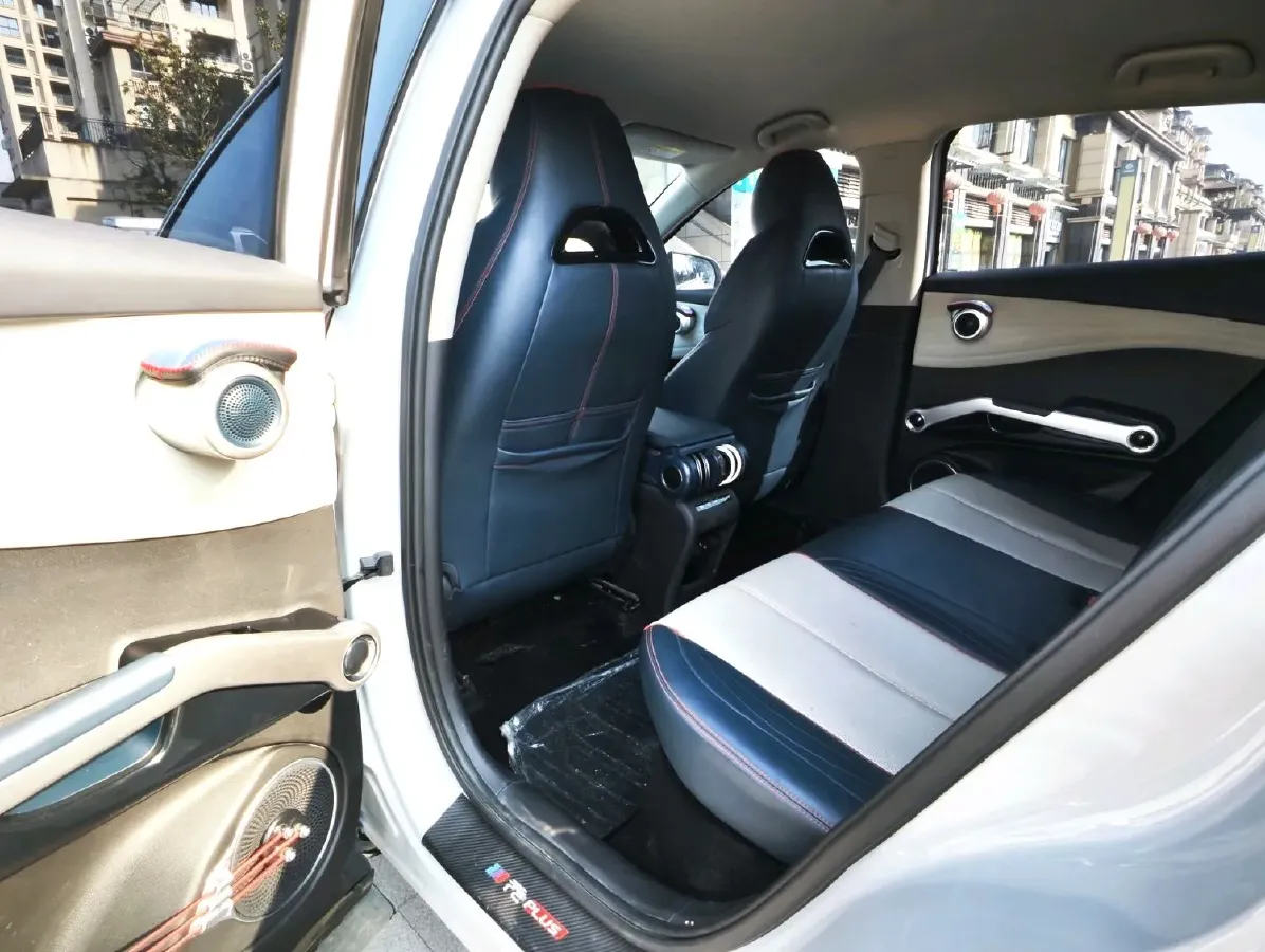 2022 Hycan Z03 BEV 64.23KWH,autocango,china used car exporter,china ev exporter,chinese used car exporter,chinese used ev exporter