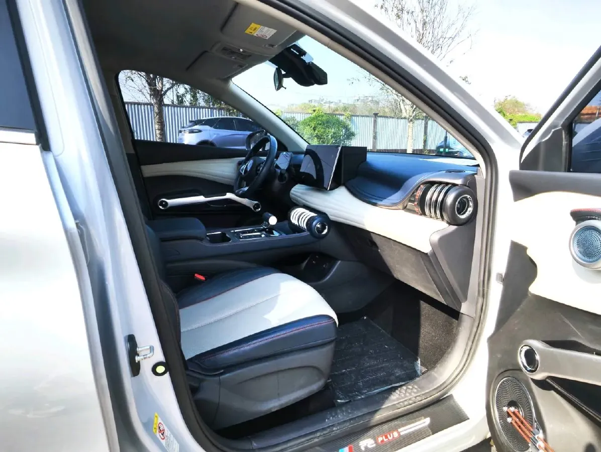 2022 Hycan Z03 BEV 64.23KWH,autocango,china used car exporter,china ev exporter,chinese used car exporter,chinese used ev exporter