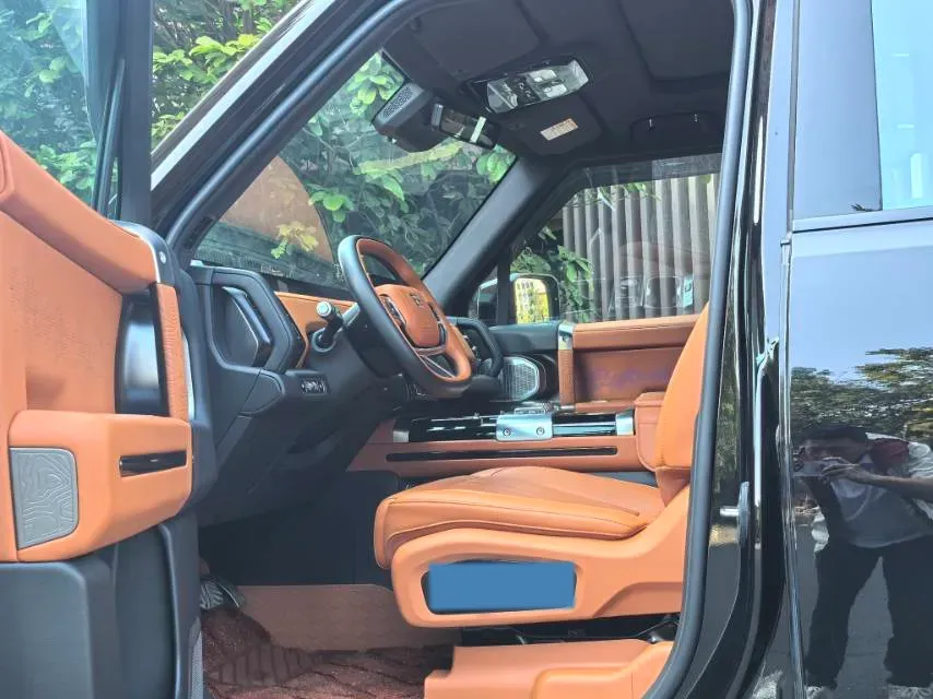 2025 Jetour Zongheng G700 2.0T 211HP L4 2DHT PHEV,autocango,china used car exporter,china ev exporter,chinese used car exporter,chinese used ev exporter