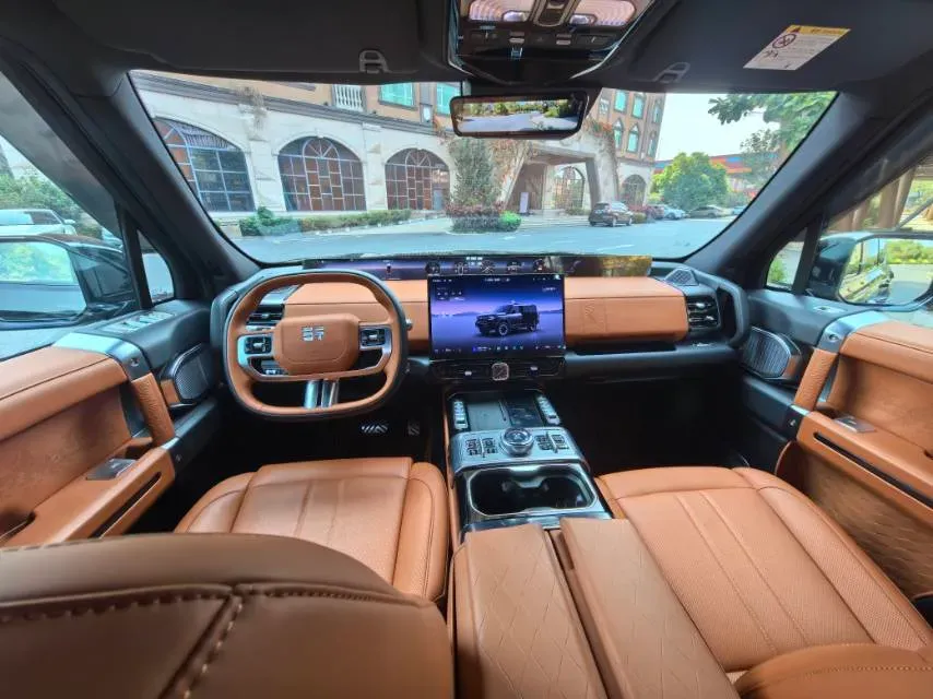 2025 Jetour Zongheng G700 2.0T 211HP L4 2DHT PHEV,autocango,china used car exporter,china ev exporter,chinese used car exporter,chinese used ev exporter