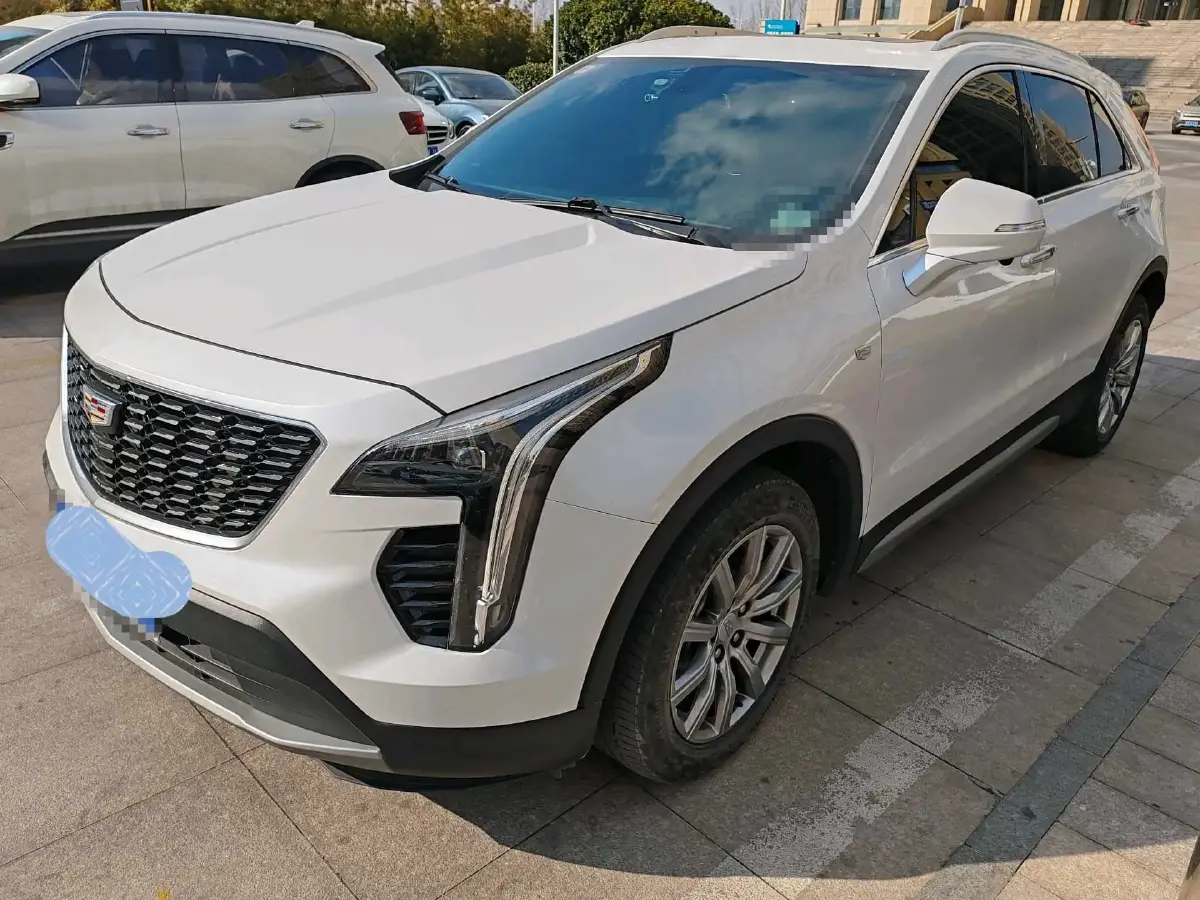 2020 Cadillac XT4 2.0T 241HP L4 9AT